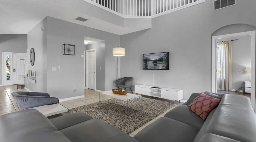 Kissimmee, Florida 34747, 7 Bedroom Bedrooms, ,5 Bathroombathrooms,Residential,For Sale,La Isla,0,Mfrs5157624