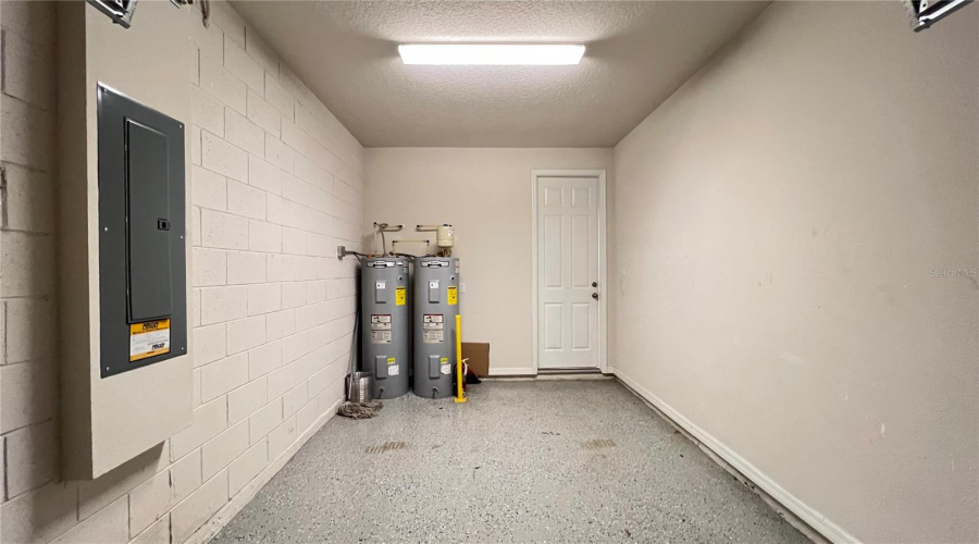 Kissimmee, Florida 34747, 6 Bedroom Bedrooms, ,4 Bathroombathrooms,Residential,For Sale,Flamingo Key,0,Mfrs5156486
