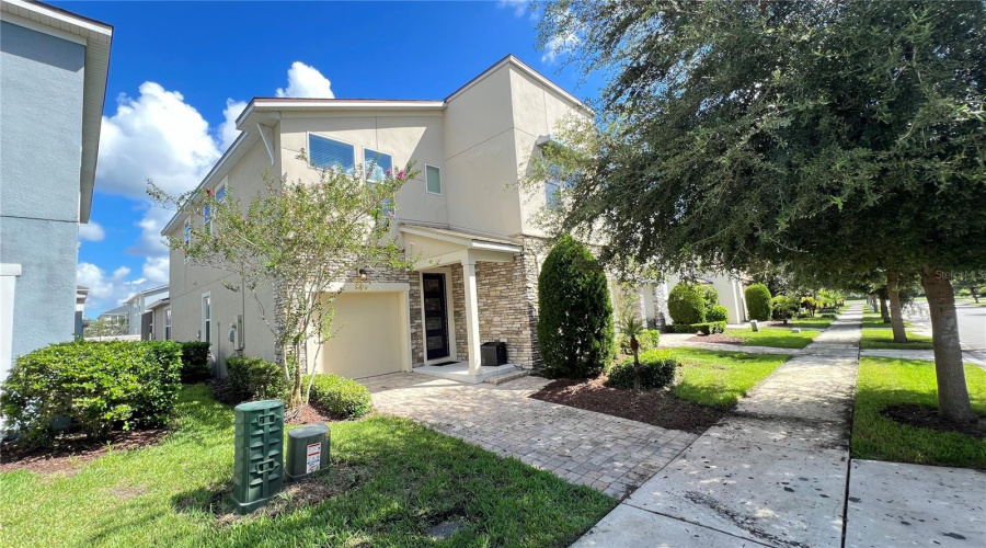 Kissimmee, Florida 34747, 6 Bedroom Bedrooms, ,4 Bathroombathrooms,Residential,For Sale,Flamingo Key,0,Mfrs5156486