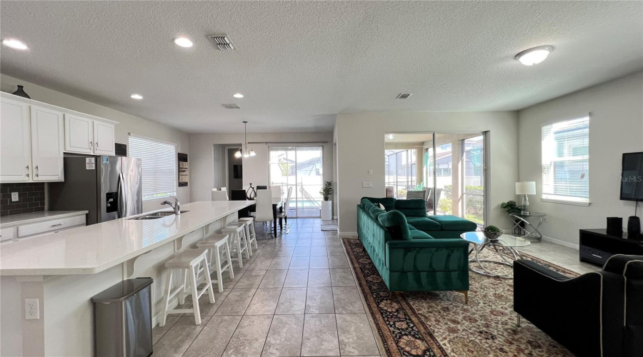 Kissimmee, Florida 34747, 6 Bedroom Bedrooms, ,4 Bathroombathrooms,Residential,For Sale,Flamingo Key,0,Mfrs5156486