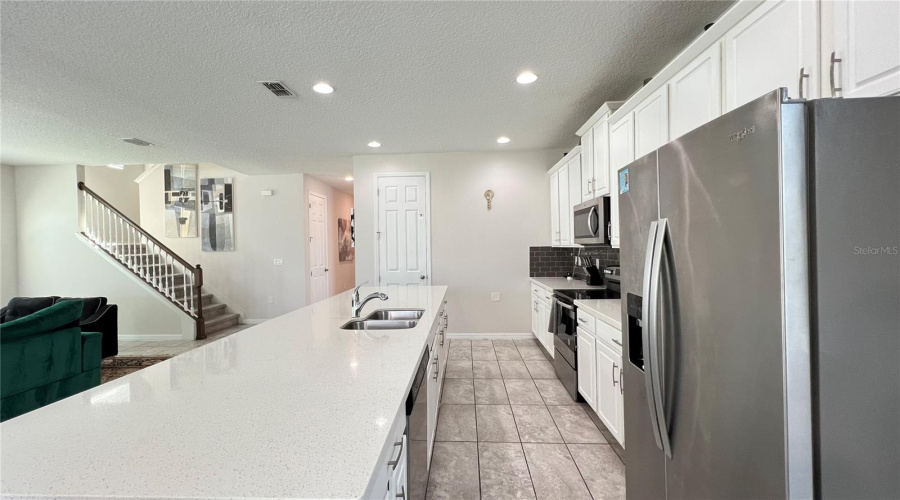 Kissimmee, Florida 34747, 6 Bedroom Bedrooms, ,4 Bathroombathrooms,Residential,For Sale,Flamingo Key,0,Mfrs5156486