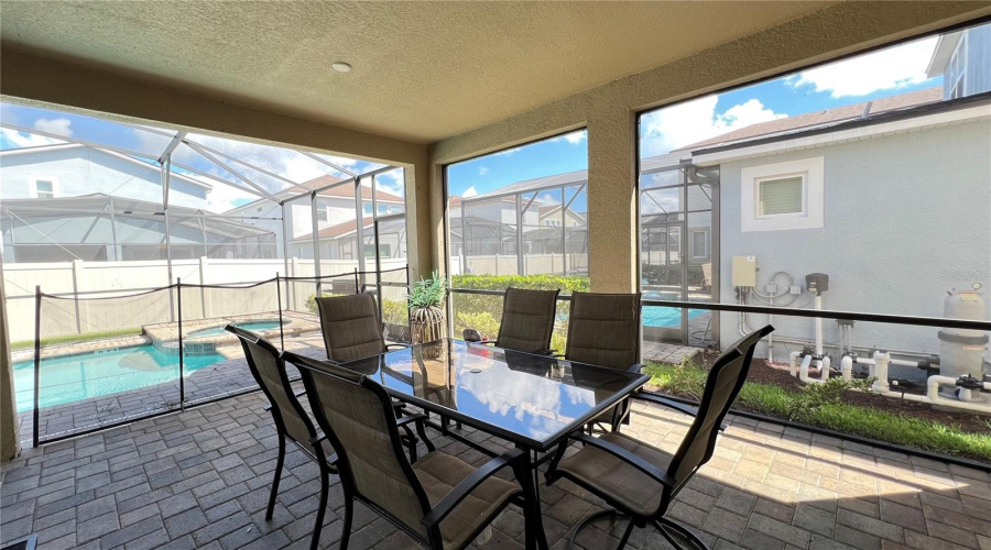 Kissimmee, Florida 34747, 6 Bedroom Bedrooms, ,4 Bathroombathrooms,Residential,For Sale,Flamingo Key,0,Mfrs5156486