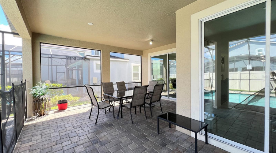 Kissimmee, Florida 34747, 6 Bedroom Bedrooms, ,4 Bathroombathrooms,Residential,For Sale,Flamingo Key,0,Mfrs5156486