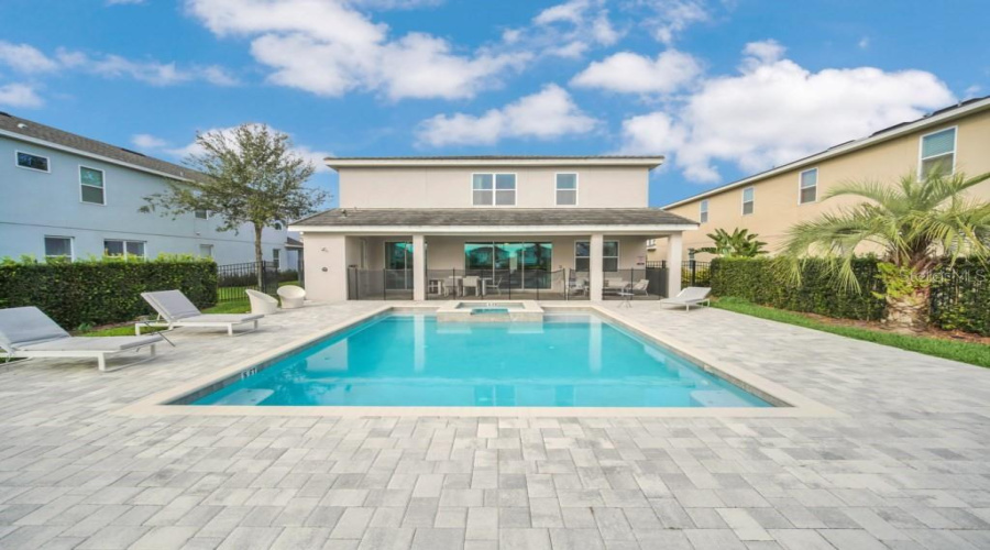 Kissimmee, Florida 34747, 8 Bedroom Bedrooms, ,6 Bathroombathrooms,Residential,For Sale,Fairfax,0,Mfro6441441