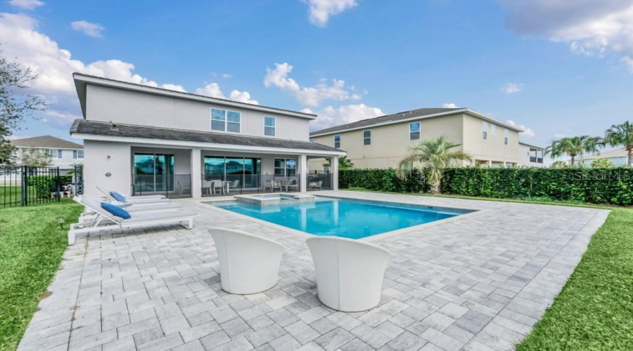 Kissimmee, Florida 34747, 8 Bedroom Bedrooms, ,6 Bathroombathrooms,Residential,For Sale,Fairfax,0,Mfro6441441