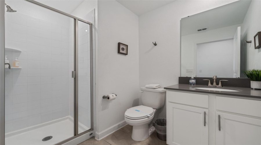 Davenport, Florida 33896, 5 Bedroom Bedrooms, ,4 Bathroombathrooms,Residential,For Sale,Splash Shot,0,Mfrs5143803