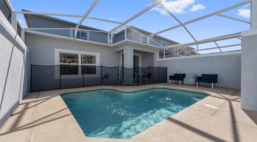 Davenport, Florida 33896, 5 Bedroom Bedrooms, ,4 Bathroombathrooms,Residential,For Sale,Splash Shot,0,Mfrs5143803