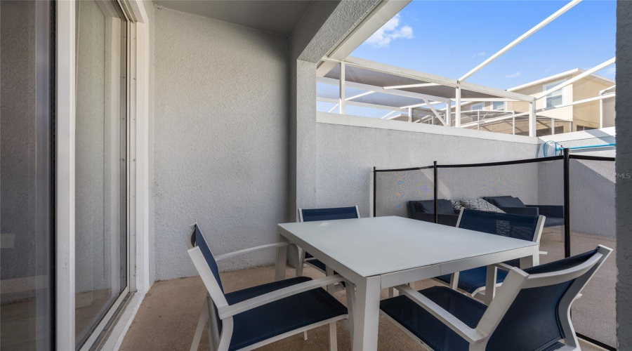 Davenport, Florida 33896, 5 Bedroom Bedrooms, ,4 Bathroombathrooms,Residential,For Sale,Splash Shot,0,Mfrs5143803