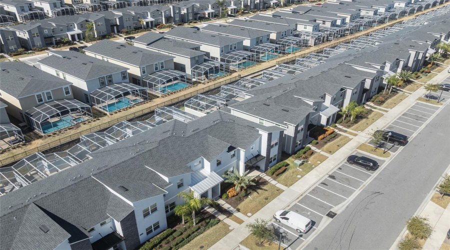 Davenport, Florida 33896, 5 Bedroom Bedrooms, ,4 Bathroombathrooms,Residential,For Sale,Splash Shot,0,Mfrs5143803