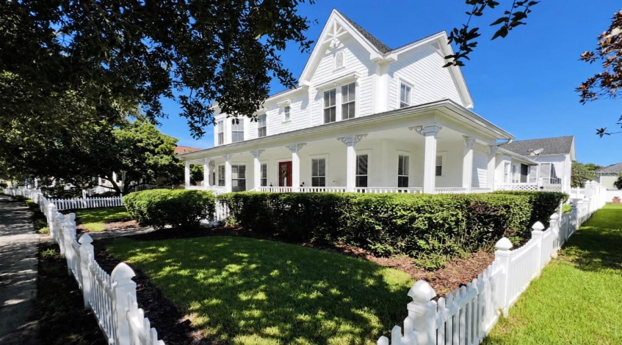 Celebration, Florida 34747, 6 Bedroom Bedrooms, ,5 Bathroombathrooms,Residential,For Sale,Celebration,0,Mfrs5157426