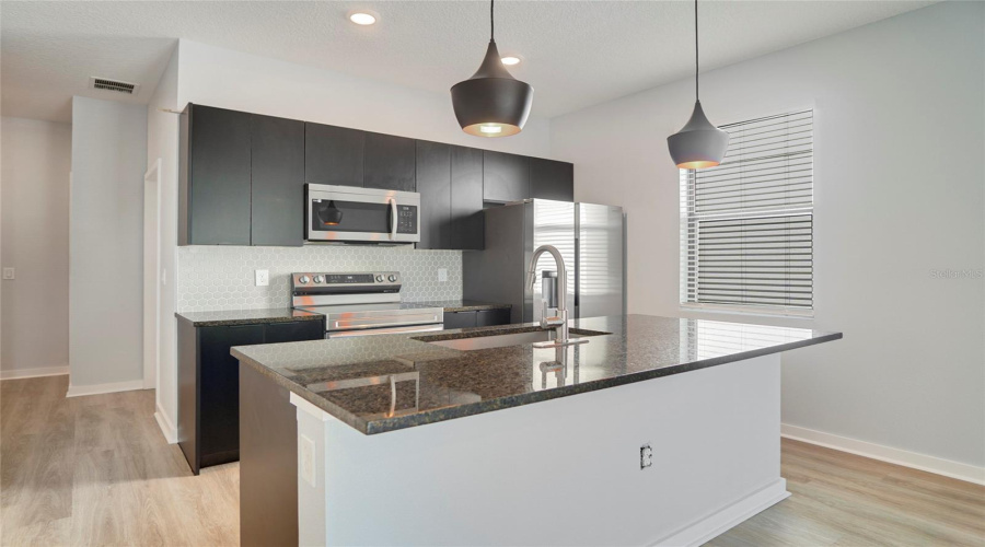 Kissimmee, Florida 34747, 3 Bedroom Bedrooms, ,3 Bathroombathrooms,Residential,For Sale,Tranquil,0,Mfro6442052