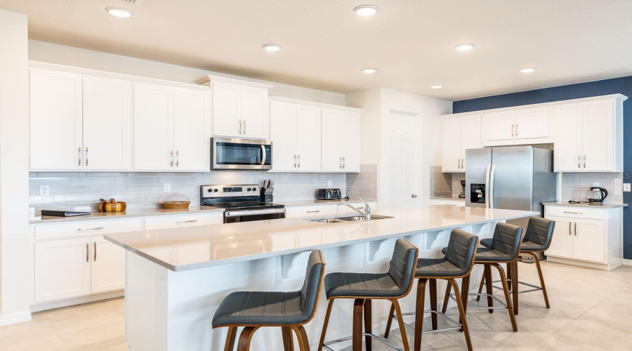 Kissimmee, Florida 34747, 9 Bedroom Bedrooms, ,6 Bathroombathrooms,Residential,For Sale,Caribbean View,0,Mfro6442452