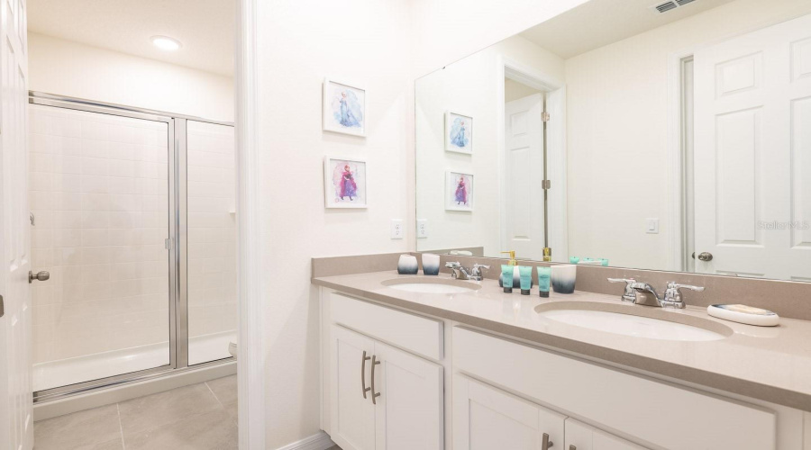 Kissimmee, Florida 34747, 9 Bedroom Bedrooms, ,6 Bathroombathrooms,Residential,For Sale,Caribbean View,0,Mfro6442452