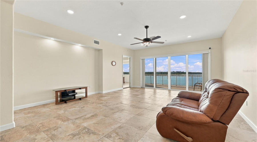 Orlando, Florida 32836, 2 Bedroom Bedrooms, ,2 Bathroombathrooms,Residential,For Sale,The Esplanade,0,Mfro6441656