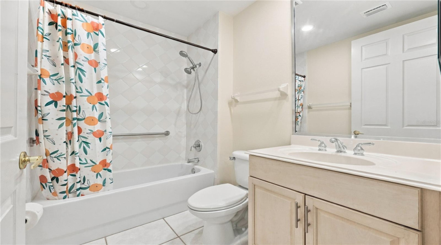 Orlando, Florida 32836, 2 Bedroom Bedrooms, ,2 Bathroombathrooms,Residential,For Sale,The Esplanade,0,Mfro6441656