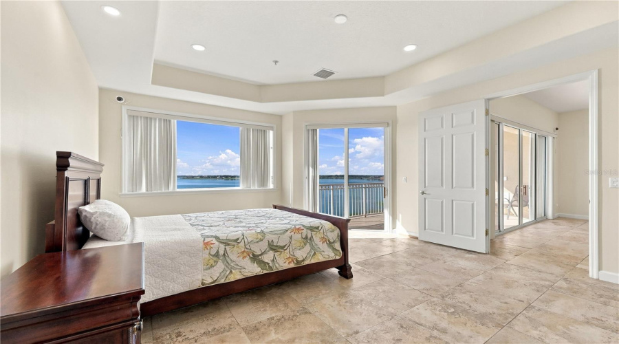 Orlando, Florida 32836, 2 Bedroom Bedrooms, ,2 Bathroombathrooms,Residential,For Sale,The Esplanade,0,Mfro6441656
