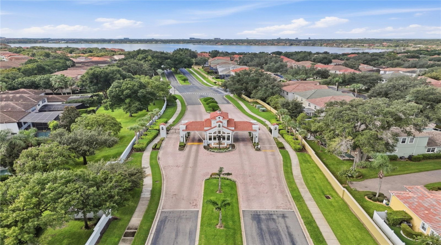 Orlando, Florida 32836, 2 Bedroom Bedrooms, ,2 Bathroombathrooms,Residential,For Sale,The Esplanade,0,Mfro6441656