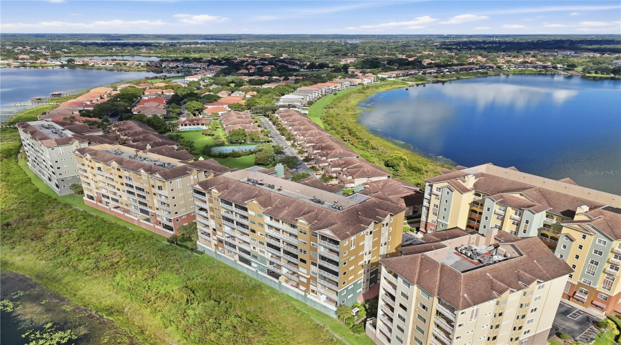 Orlando, Florida 32836, 2 Bedroom Bedrooms, ,2 Bathroombathrooms,Residential,For Sale,The Esplanade,0,Mfro6441656