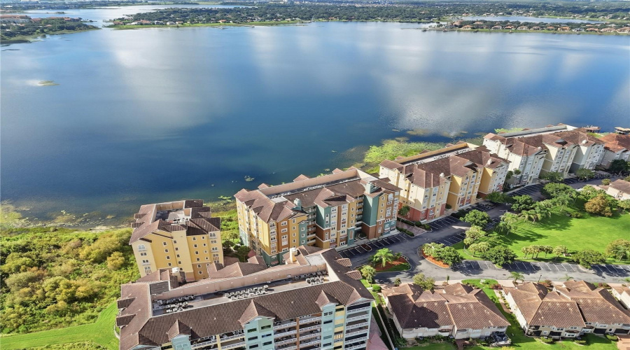 Orlando, Florida 32836, 2 Bedroom Bedrooms, ,2 Bathroombathrooms,Residential,For Sale,The Esplanade,0,Mfro6441656