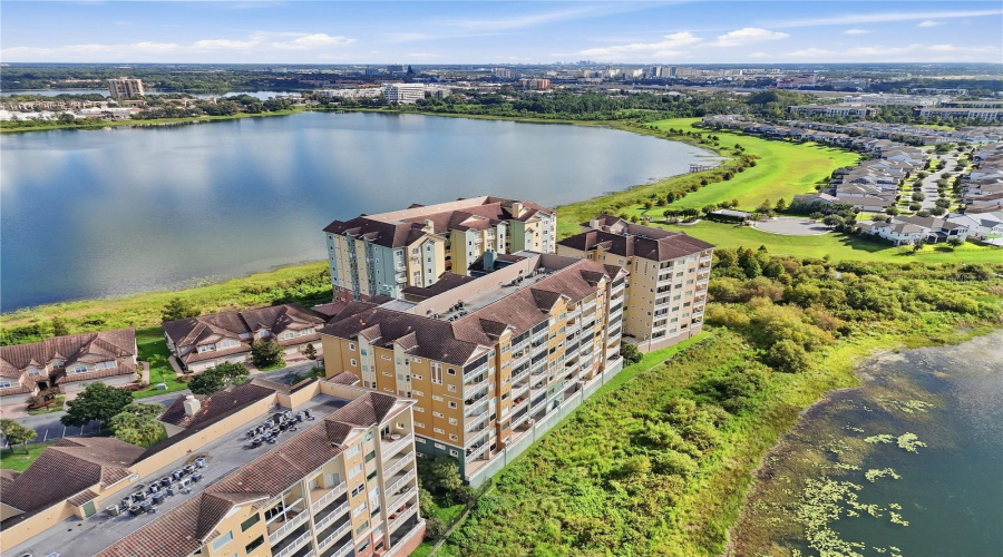 Orlando, Florida 32836, 2 Bedroom Bedrooms, ,2 Bathroombathrooms,Residential,For Sale,The Esplanade,0,Mfro6441656