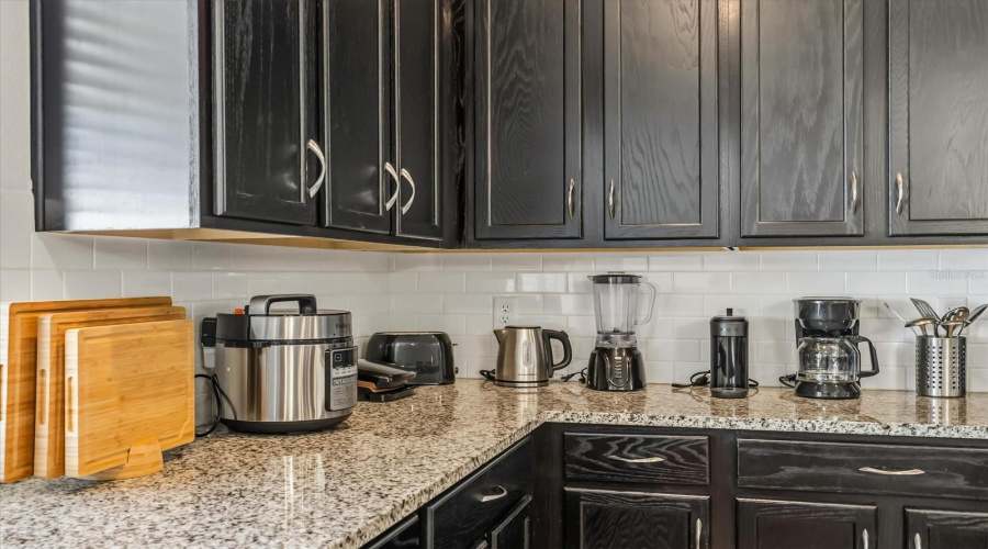 Kissimmee, Florida 34747, 4 Bedroom Bedrooms, ,4 Bathroombathrooms,Residential,For Sale,Carey Palm,0,Mfro6442492