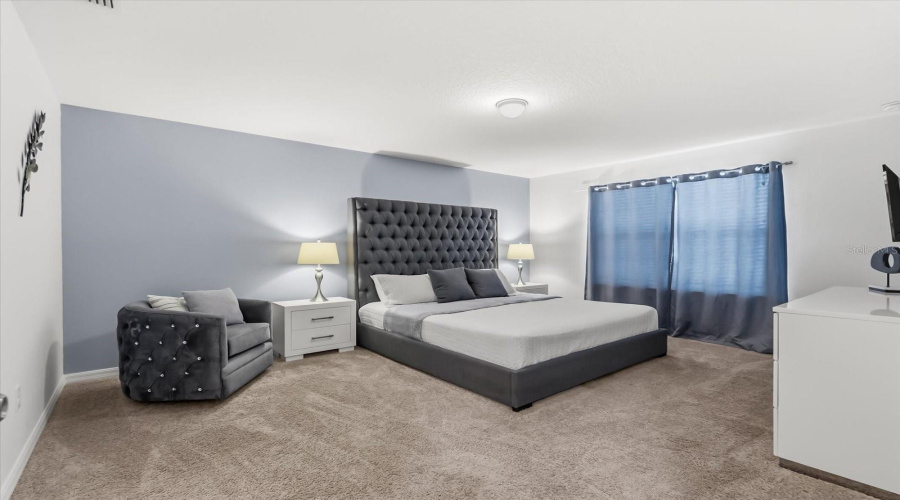 Kissimmee, Florida 34747, 4 Bedroom Bedrooms, ,4 Bathroombathrooms,Residential,For Sale,Carey Palm,0,Mfro6442492