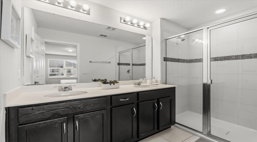 Kissimmee, Florida 34747, 4 Bedroom Bedrooms, ,4 Bathroombathrooms,Residential,For Sale,Carey Palm,0,Mfro6442492