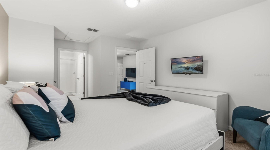 Kissimmee, Florida 34747, 4 Bedroom Bedrooms, ,4 Bathroombathrooms,Residential,For Sale,Carey Palm,0,Mfro6442492