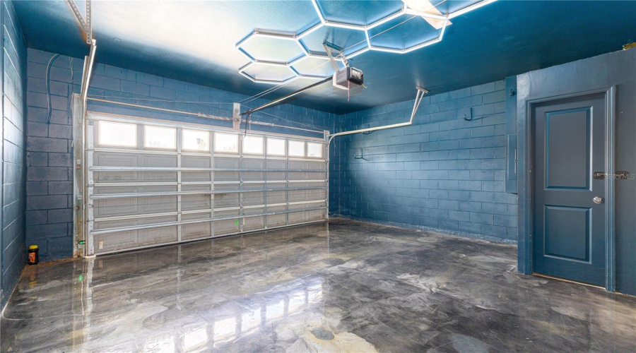 Kissimmee, Florida 34747, 5 Bedroom Bedrooms, ,3 Bathroombathrooms,Residential,For Sale,Blooming Alamanda,0,Mfro6434366