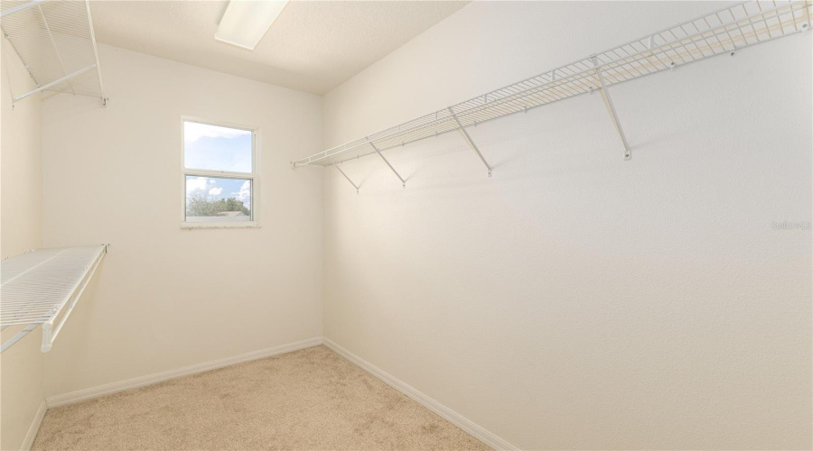 Kissimmee, Florida 34747, 5 Bedroom Bedrooms, ,3 Bathroombathrooms,Residential,For Sale,Blooming Alamanda,0,Mfro6434366