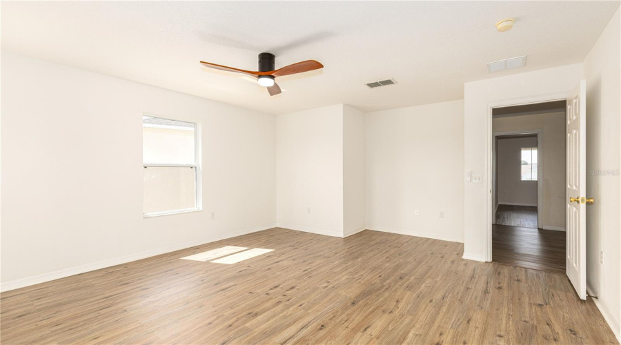 Kissimmee, Florida 34747, 5 Bedroom Bedrooms, ,3 Bathroombathrooms,Residential,For Sale,Blooming Alamanda,0,Mfro6434366
