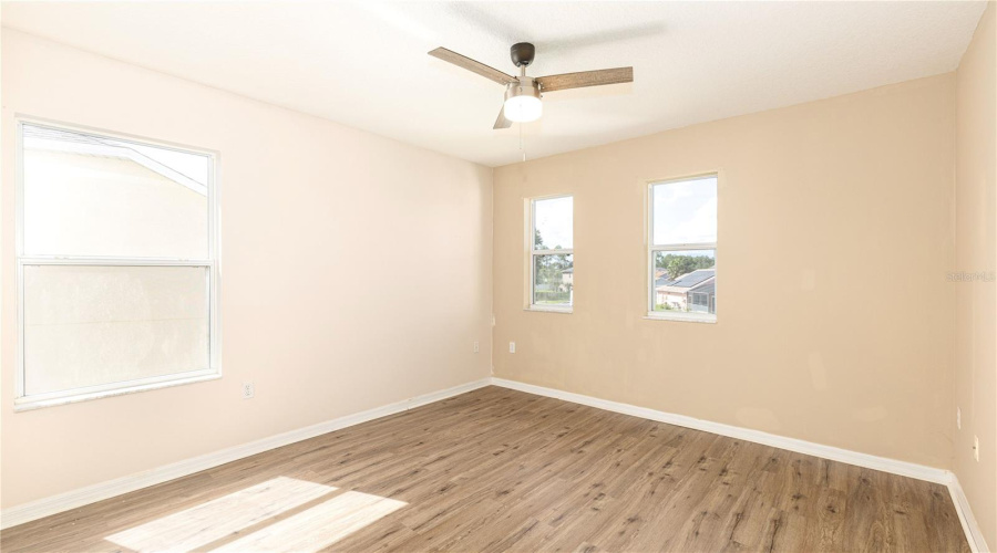 Kissimmee, Florida 34747, 5 Bedroom Bedrooms, ,3 Bathroombathrooms,Residential,For Sale,Blooming Alamanda,0,Mfro6434366