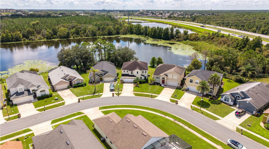 Kissimmee, Florida 34747, 5 Bedroom Bedrooms, ,3 Bathroombathrooms,Residential,For Sale,Blooming Alamanda,0,Mfro6434366