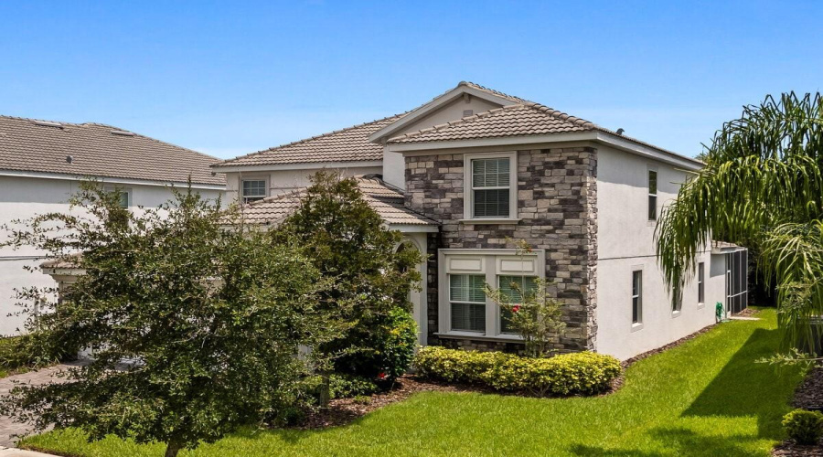 Davenport, Florida 33896, 6 Bedroom Bedrooms, ,6 Bathroombathrooms,Residential,For Sale,Palmero,0,Mfro6442529