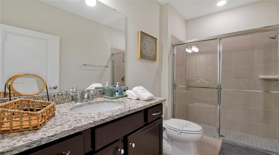 Davenport, Florida 33897, 5 Bedroom Bedrooms, ,4 Bathroombathrooms,Residential,For Sale,Lana,0,Mfro6442564