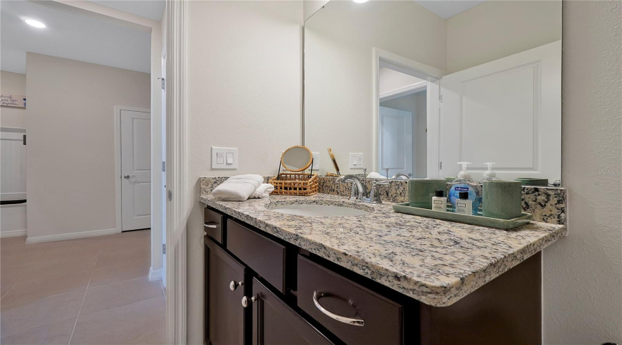 Davenport, Florida 33897, 5 Bedroom Bedrooms, ,4 Bathroombathrooms,Residential,For Sale,Lana,0,Mfro6442564