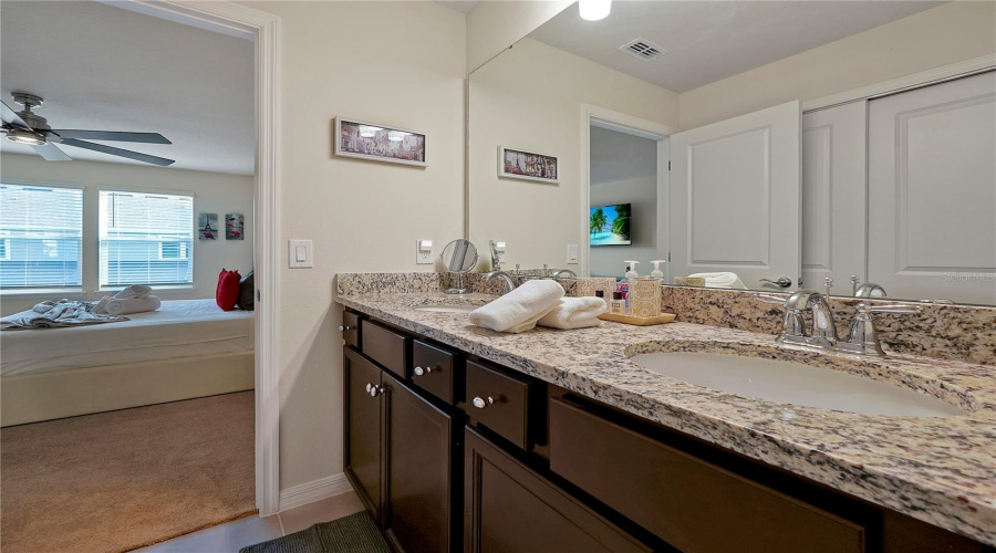 Davenport, Florida 33897, 5 Bedroom Bedrooms, ,4 Bathroombathrooms,Residential,For Sale,Lana,0,Mfro6442564