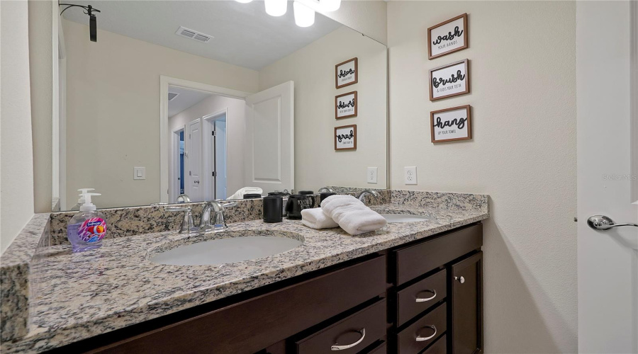 Davenport, Florida 33897, 5 Bedroom Bedrooms, ,4 Bathroombathrooms,Residential,For Sale,Lana,0,Mfro6442564