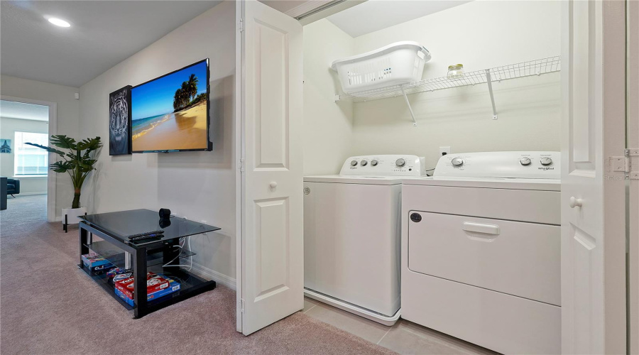 Davenport, Florida 33897, 5 Bedroom Bedrooms, ,4 Bathroombathrooms,Residential,For Sale,Lana,0,Mfro6442564