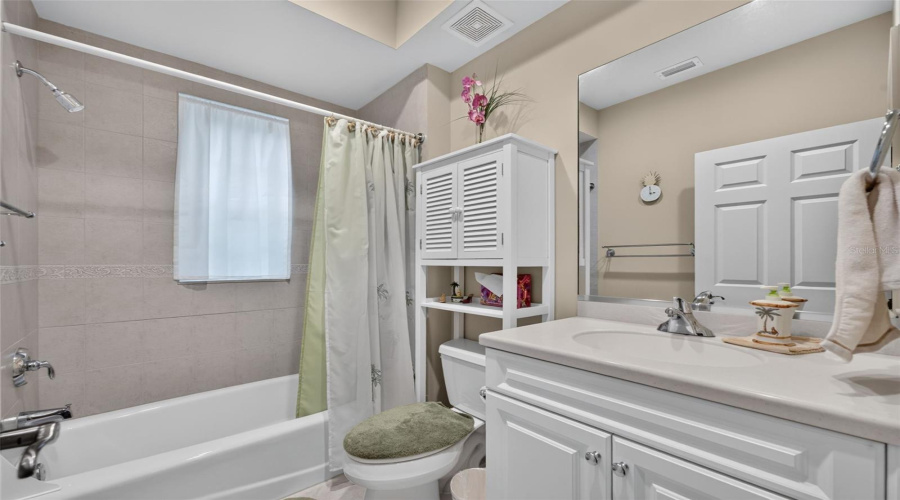 Bathroom 4