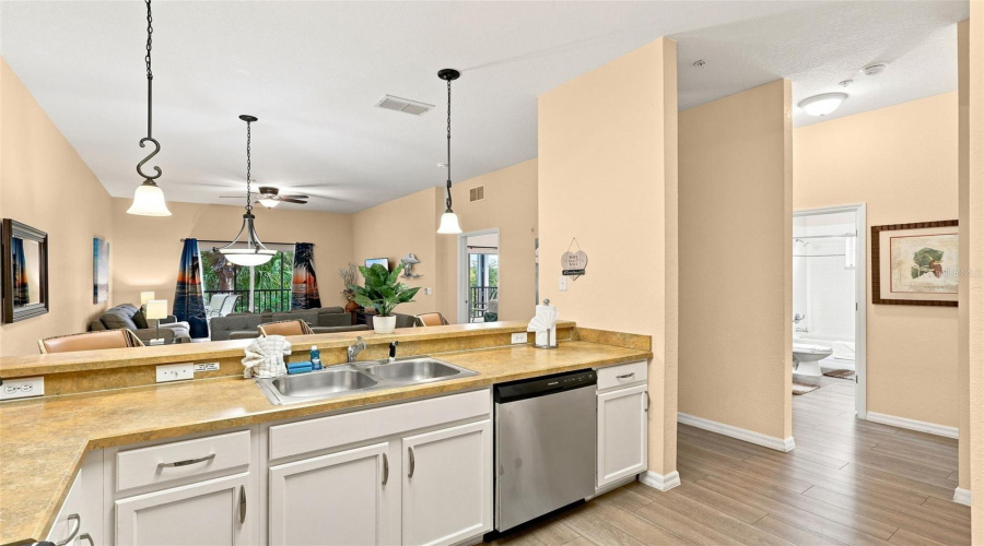 Davenport, Florida 33897, 2 Bedroom Bedrooms, ,2 Bathroombathrooms,Residential,For Sale,Gran Bahama,0,Mfrv4951115