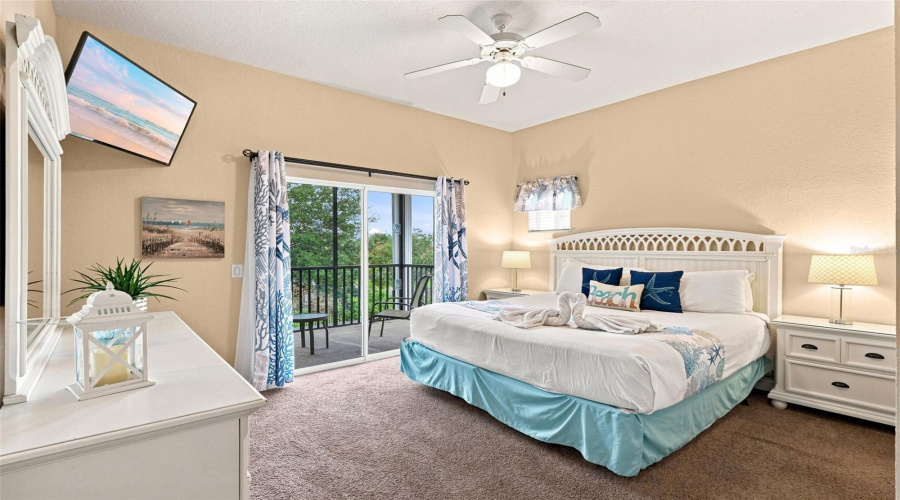 Large Primary Bedroom. Nice Furniture!