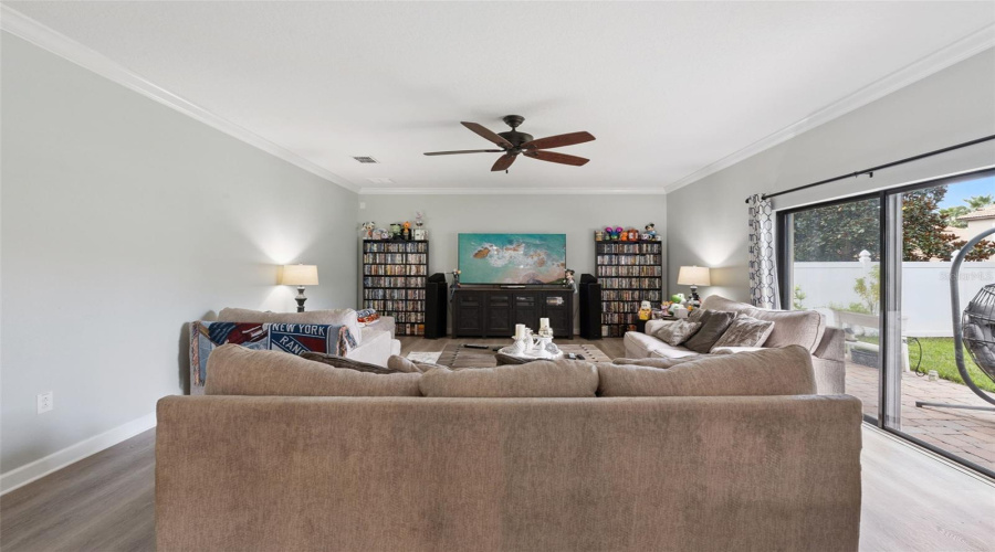 Davenport, Florida 33896, 5 Bedroom Bedrooms, ,3 Bathroombathrooms,Residential,For Sale,Gleneagles,0,Mfro6439171