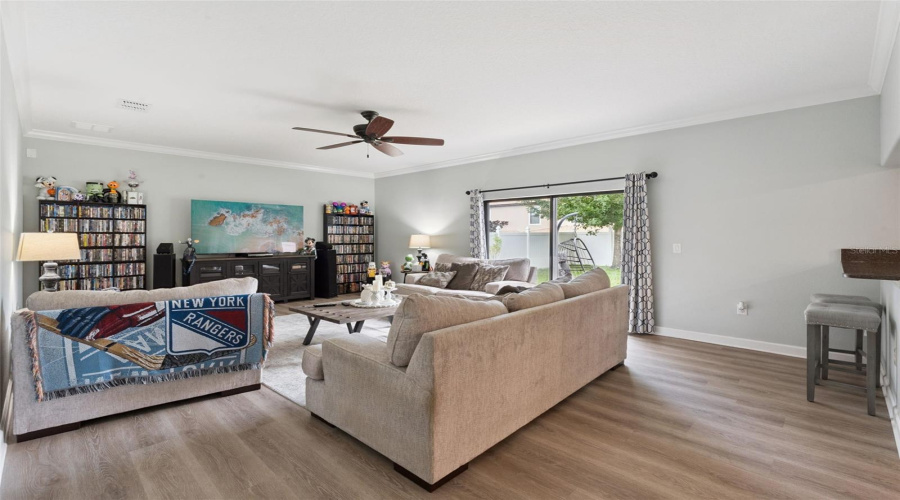 Davenport, Florida 33896, 5 Bedroom Bedrooms, ,3 Bathroombathrooms,Residential,For Sale,Gleneagles,0,Mfro6439171