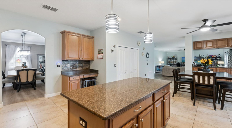 Davenport, Florida 33896, 5 Bedroom Bedrooms, ,3 Bathroombathrooms,Residential,For Sale,Gleneagles,0,Mfro6439171