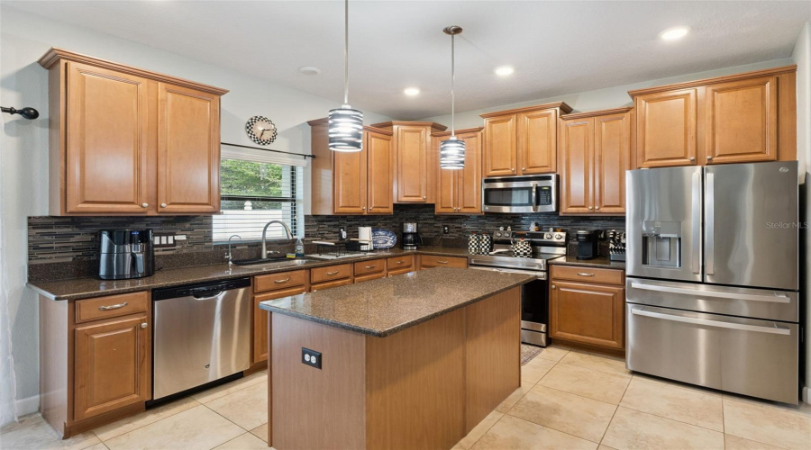 Davenport, Florida 33896, 5 Bedroom Bedrooms, ,3 Bathroombathrooms,Residential,For Sale,Gleneagles,0,Mfro6439171