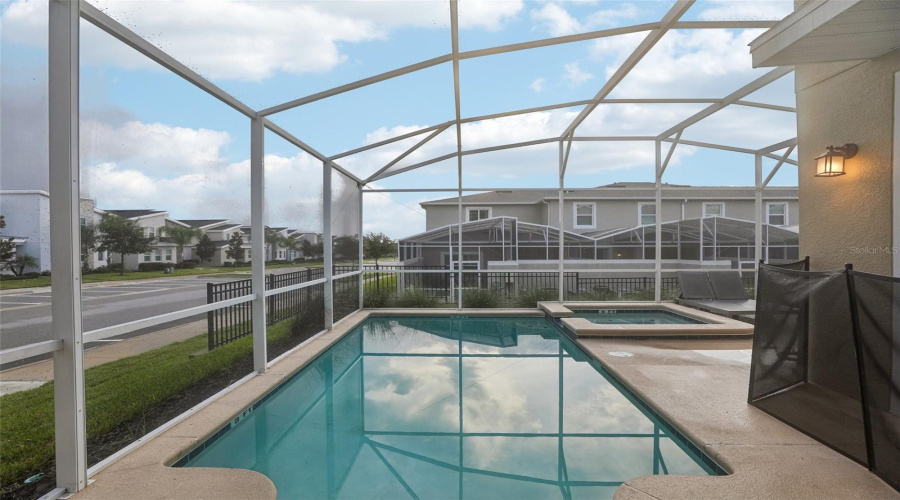 Davenport, Florida 33896, 5 Bedroom Bedrooms, ,5 Bathroombathrooms,Residential,For Sale,Leader,0,Mfro6440194