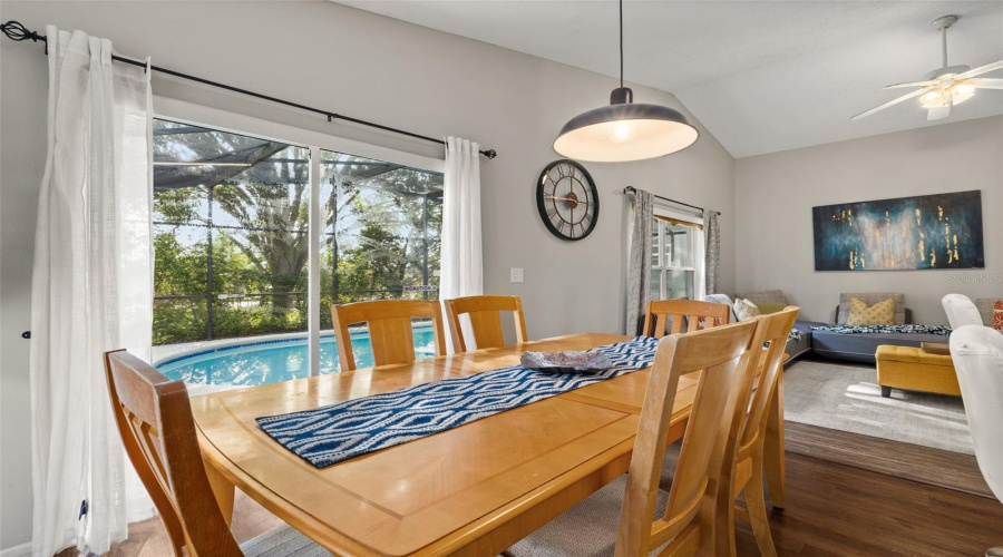 Davenport, Florida 33897, 4 Bedroom Bedrooms, ,2 Bathroombathrooms,Residential,For Sale,Castlemain,0,Mfrs5157594