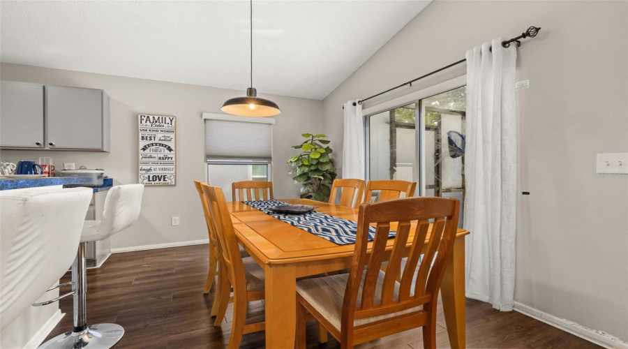 Davenport, Florida 33897, 4 Bedroom Bedrooms, ,2 Bathroombathrooms,Residential,For Sale,Castlemain,0,Mfrs5157594