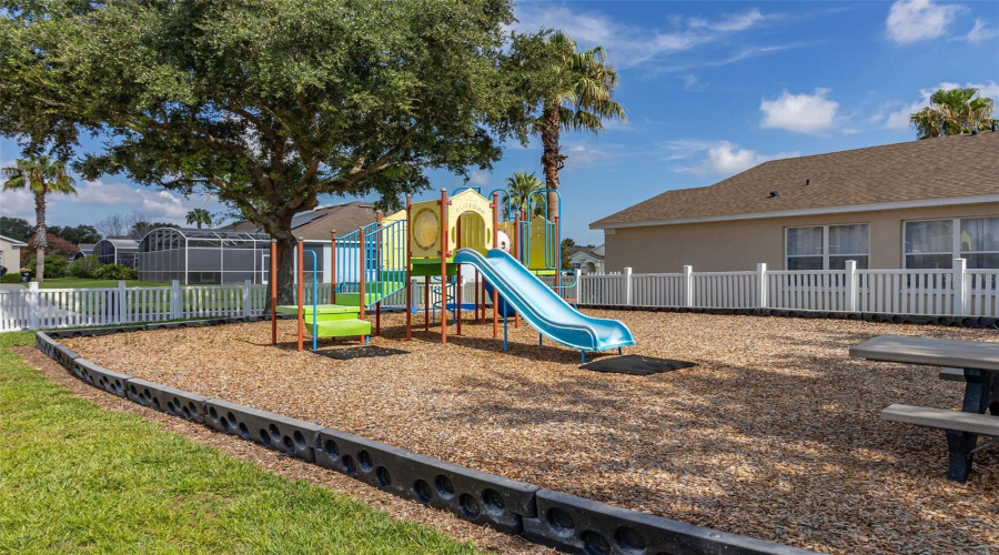 Davenport, Florida 33897, 4 Bedroom Bedrooms, ,2 Bathroombathrooms,Residential,For Sale,Castlemain,0,Mfrs5157594